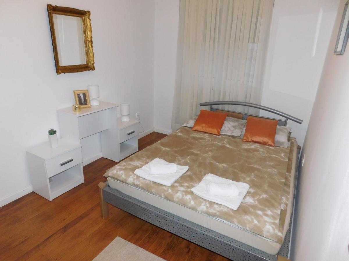 Apartman Ana Zupanja Exterior foto